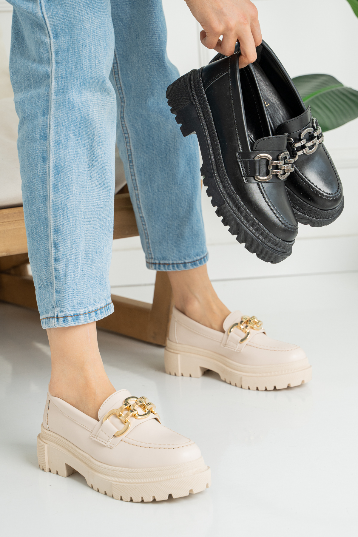 Bej Loafer Zincir Tokalı Günlük Kadın Ayakkabı
