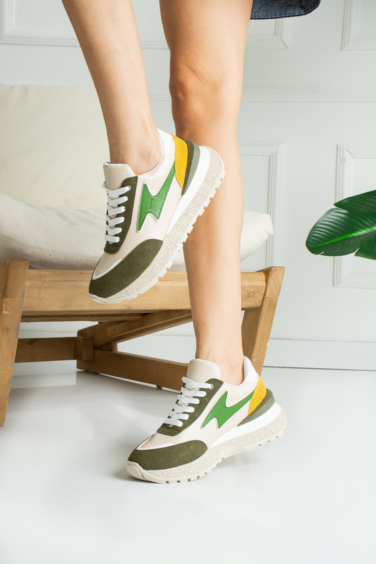Haki Yeşil Günlük Ortapedik İç Taban Kadın Sneaker