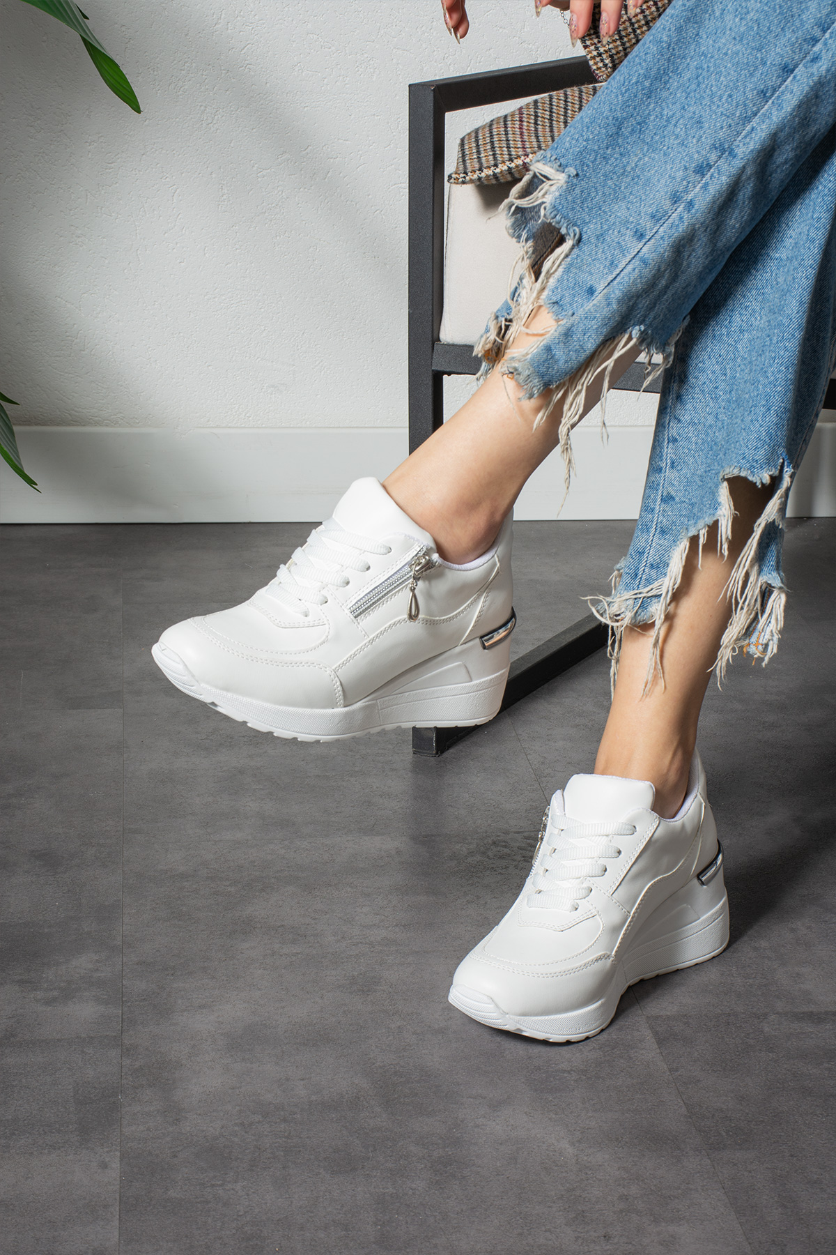Beyaz Fermuarlı Bağcıklı Yüksek Topuklu Günlük Kadın Sneaker