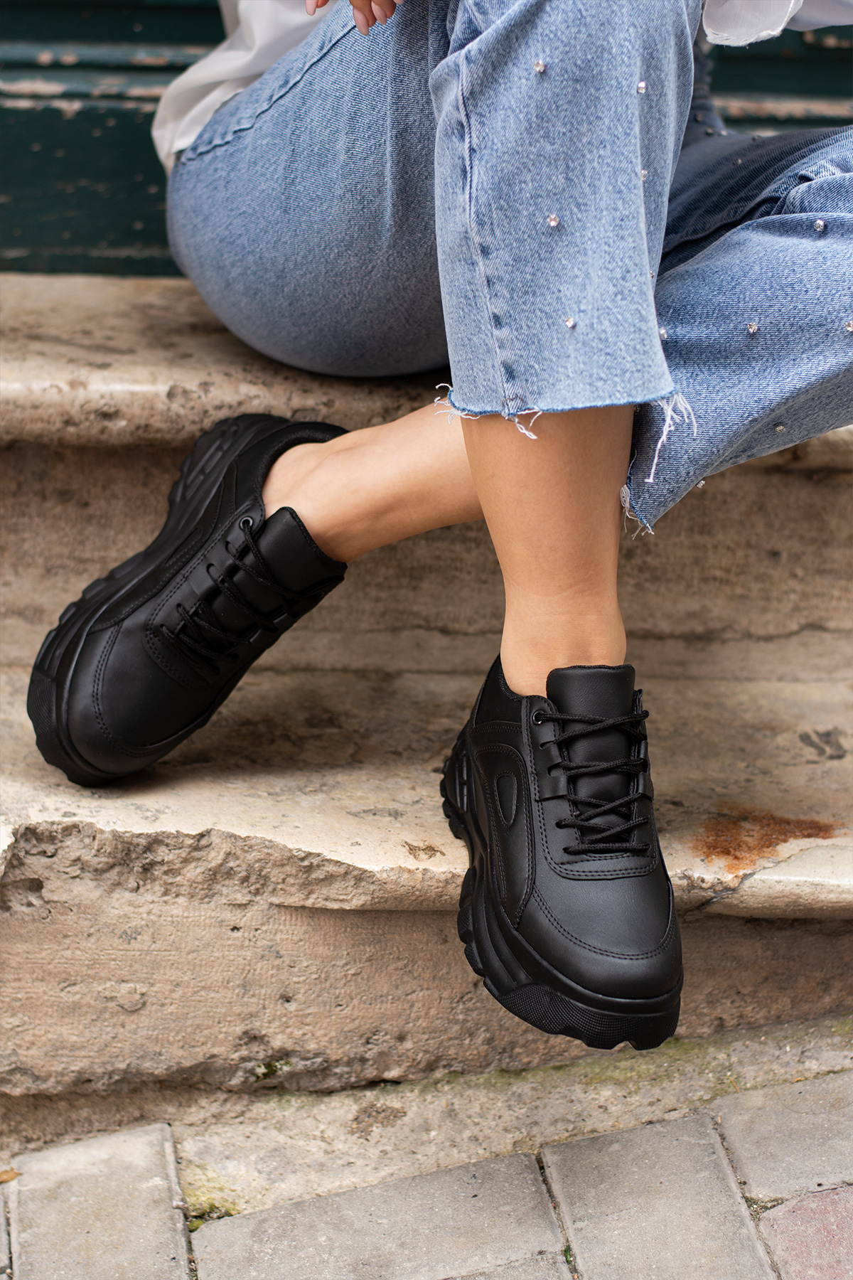 Siyah Günlük Kadın Spor Ayakkabı Bağcıklı Kalın Hafif Yüksek Taban Sneaker