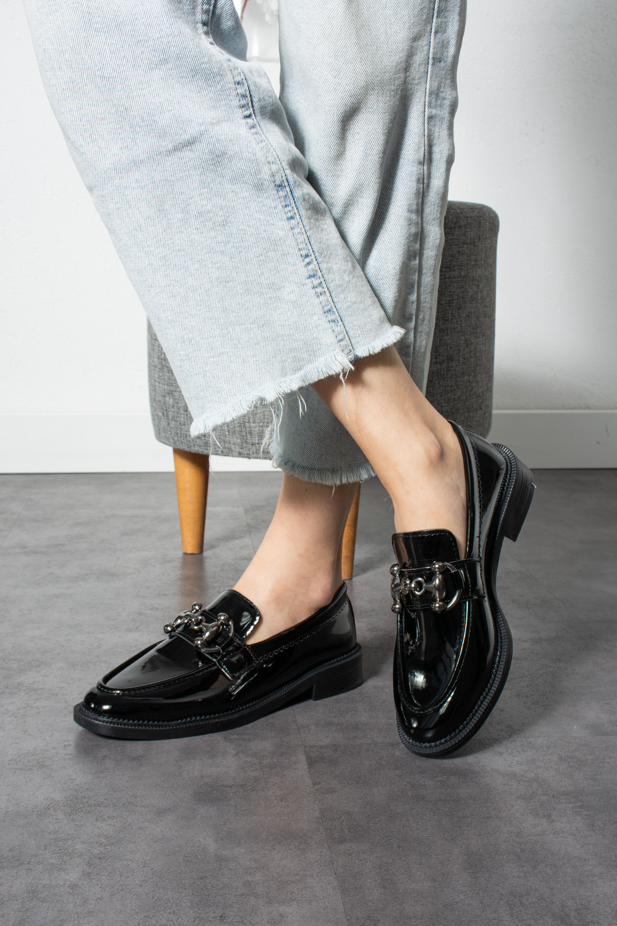 Siyah Rugan Yumuşak Kadın Casual Günlük Kemik Toka Maskülen Ayakkabı