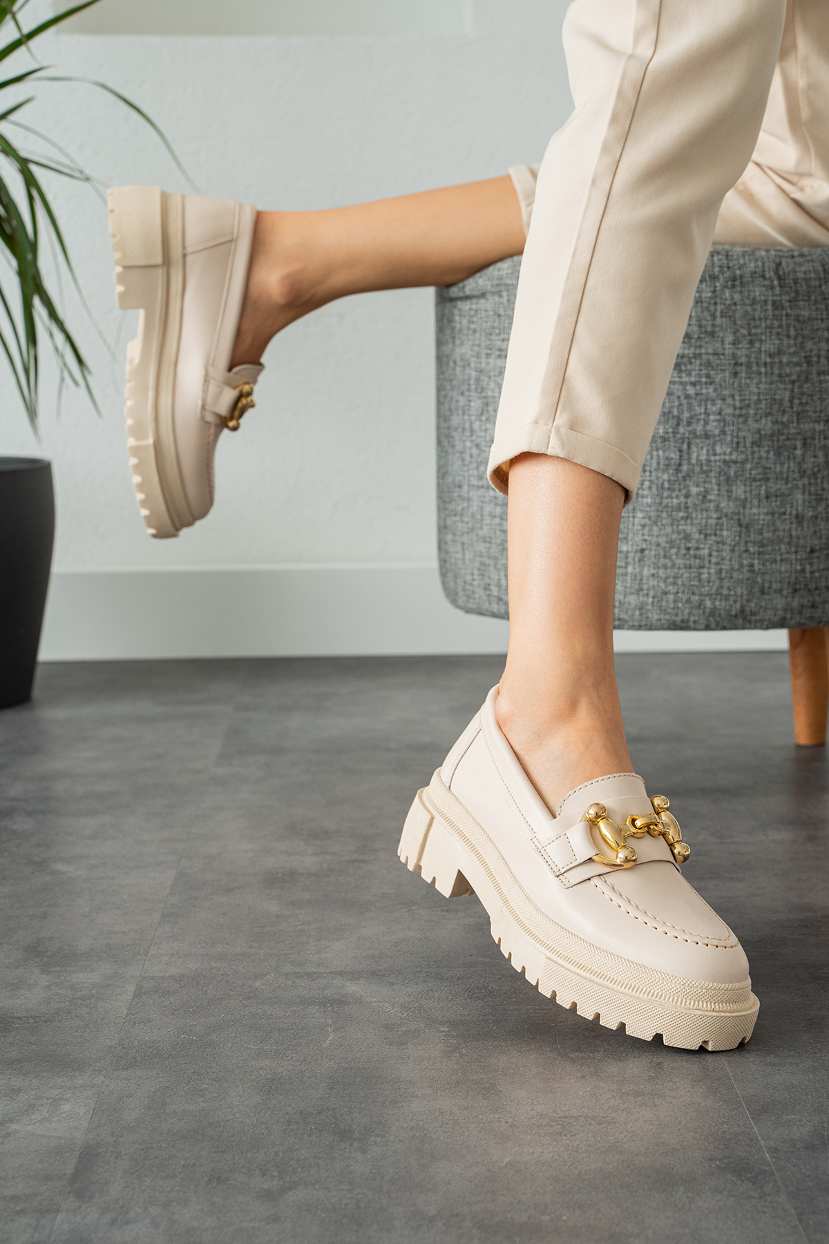Bej Loafer Tokalı Günlük Kadın Ayakkabı