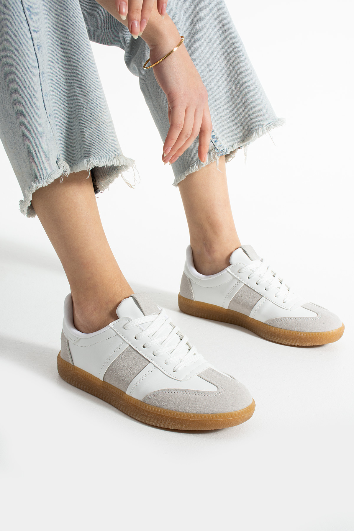 Beyaz Krep Renk Taban Günlük Kadın Sneaker