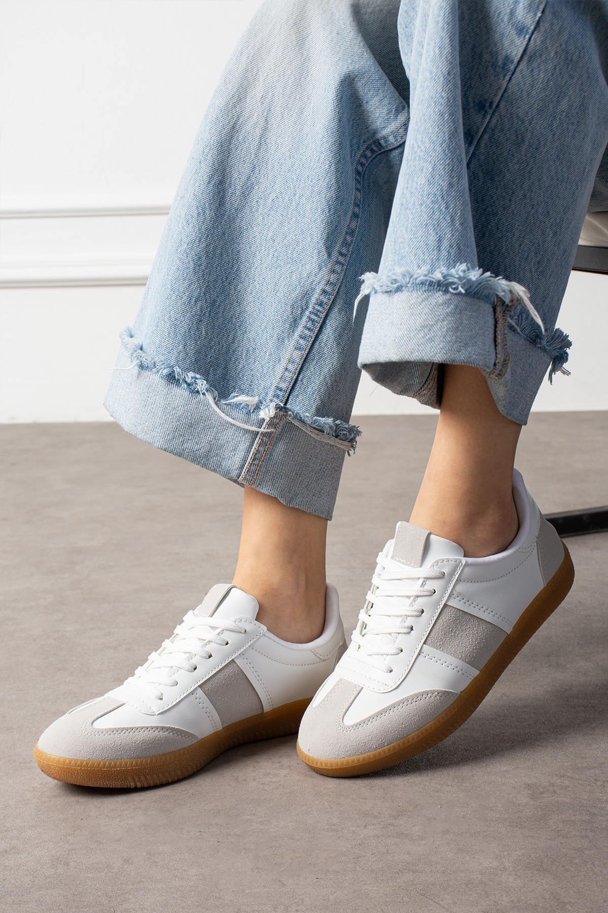 Beyaz Krep Renk Taban Günlük Kadın Sneaker