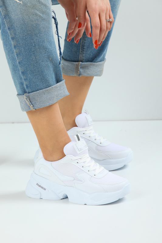 Beyaz Bağlı Kadın Sneaker