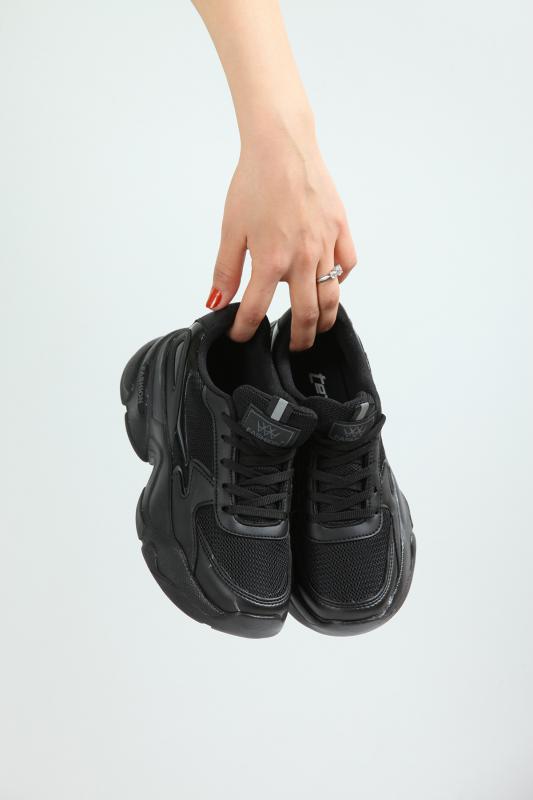 Siyah Bağlı Kadın Sneaker