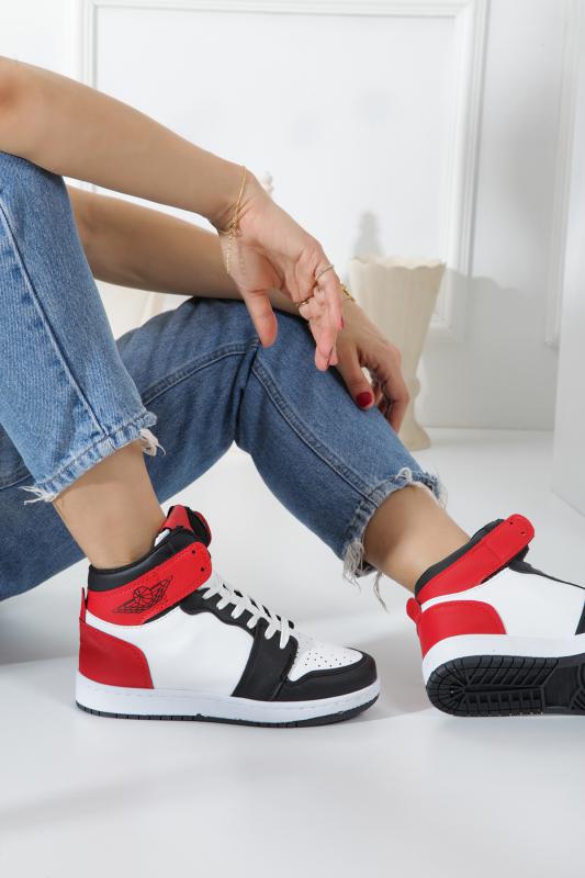 Siyah Kırmızı Uzun Bilekli Kadın Sneaker
