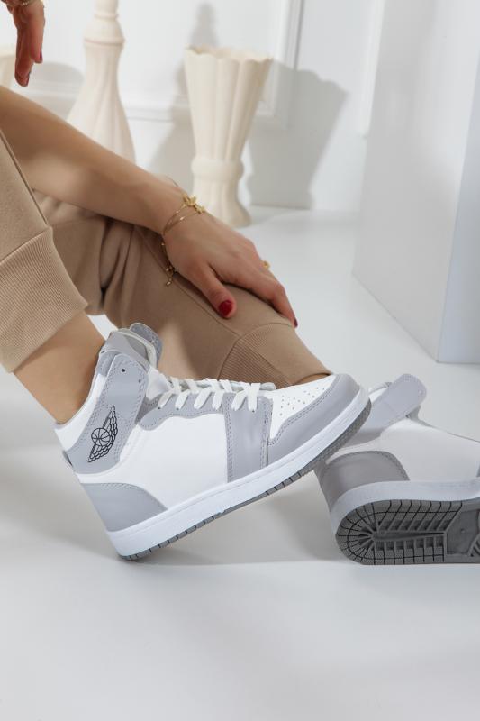 Taş Beyaz Uzun Bilekli Kadın Sneaker